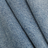 ג׳ינס ישר בגזרה גבוהה עם מראה וינטג׳ נקי