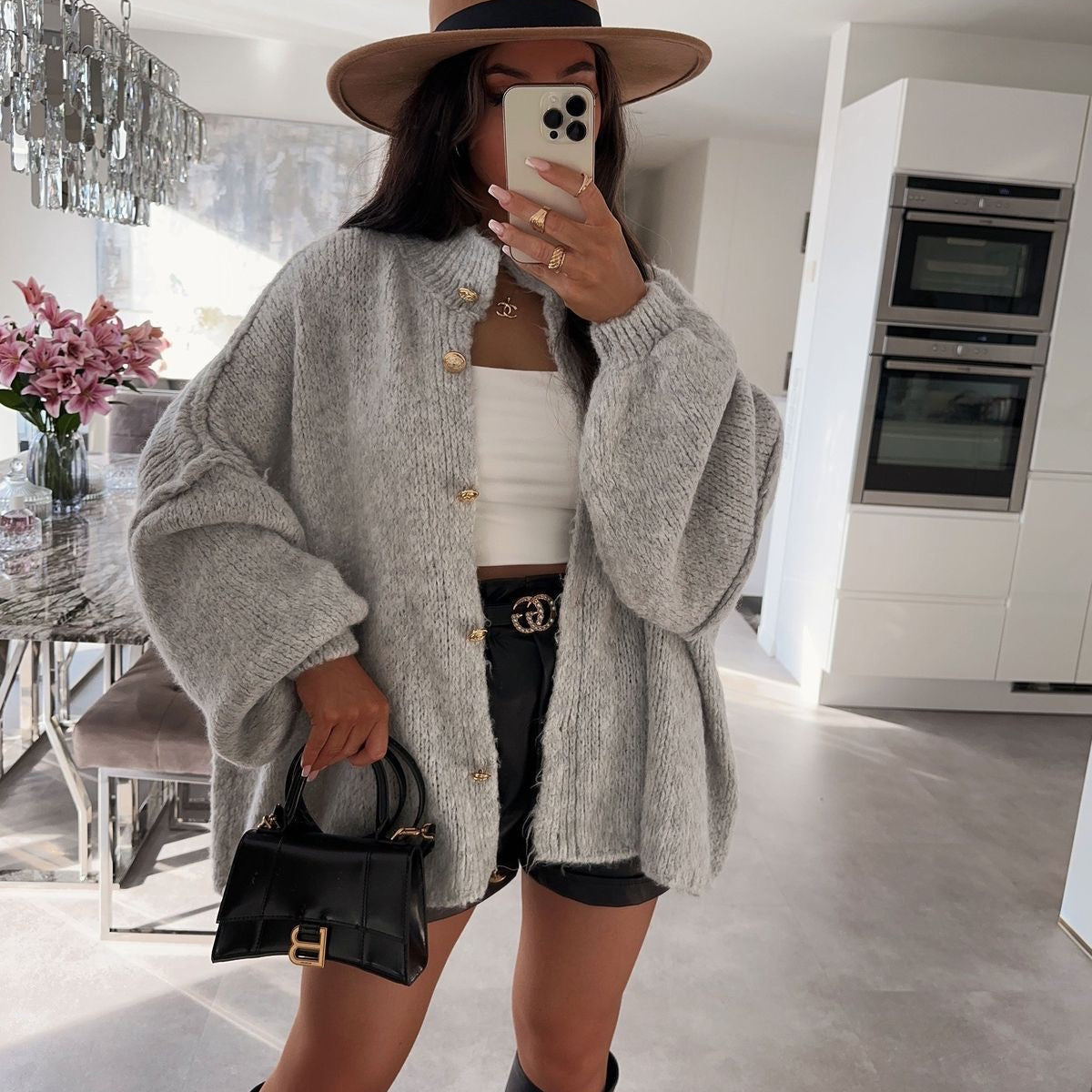 קרדיגן סרוג אוברסייז חמים עם כפתורים