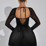 שמלת מיני אלגנטית עם שרוולי טול ונפח מחמיא