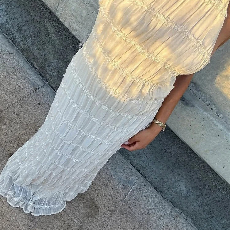 שמלת מקסי מחוטבת עם טקסטורה עשירה וכתפיות מעוצבות