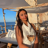 טופ סאטן אלגנטי עם קשירת צוואר ונפילה מחמיאה